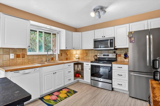 610 E VICKSBURG Ave, Spokane, WA 99208
