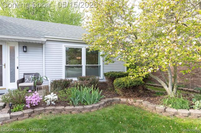 42088 Greenwood, Canton, MI 48187