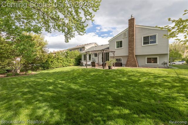 42088 Greenwood, Canton, MI 48187