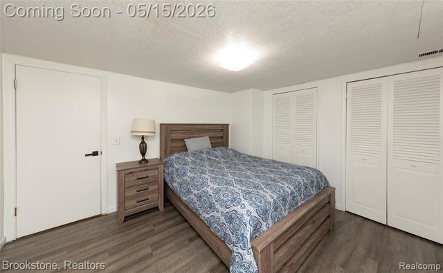 42088 Greenwood, Canton, MI 48187