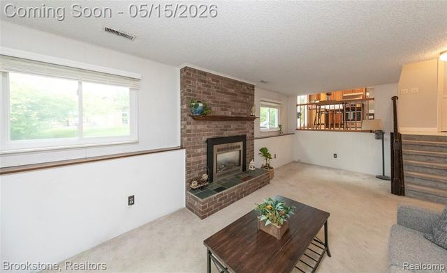 42088 Greenwood, Canton, MI 48187