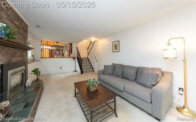 42088 Greenwood, Canton, MI 48187