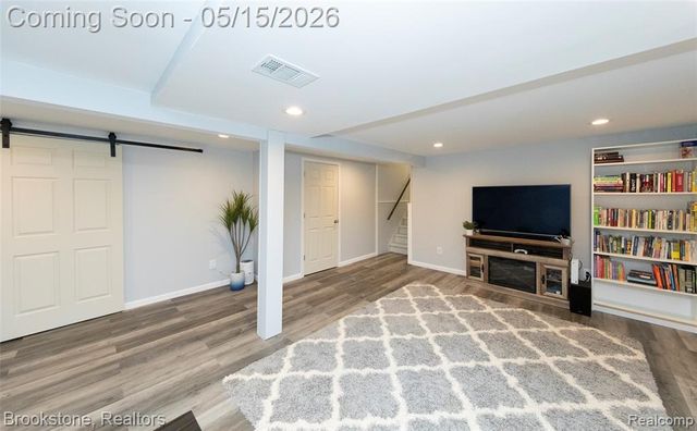 42088 Greenwood, Canton, MI 48187
