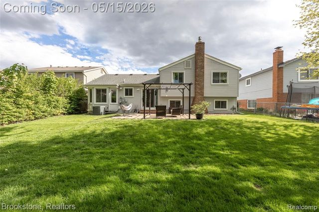 42088 Greenwood, Canton, MI 48187