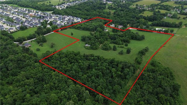 671 Sands Road, Cave Springs, AR 72718