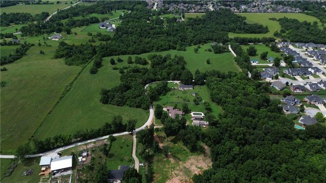 671 Sands Road, Cave Springs, AR 72718