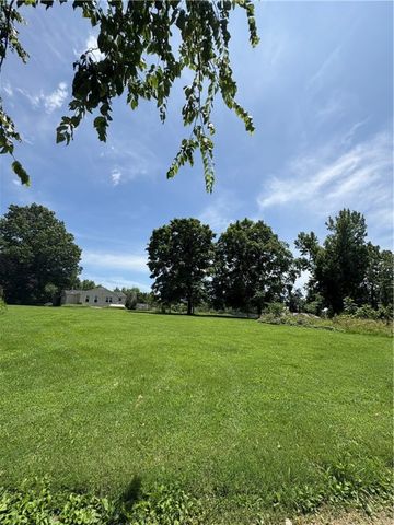 671 Sands Road, Cave Springs, AR 72718