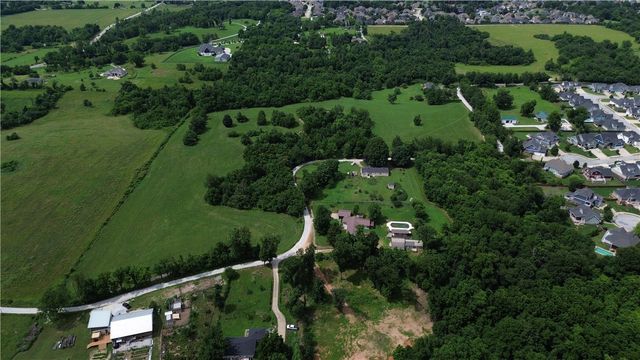 671 Sands Road, Cave Springs, AR 72718