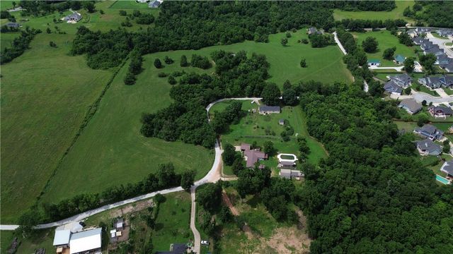 671 Sands Road, Cave Springs, AR 72718