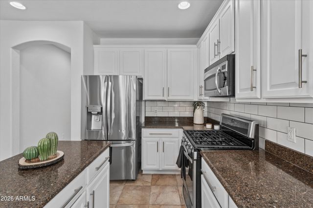 17646 W STATLER Drive, Surprise, AZ 85388