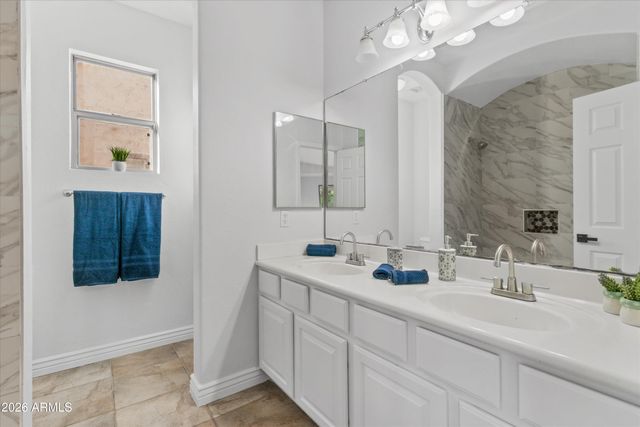 17646 W STATLER Drive, Surprise, AZ 85388