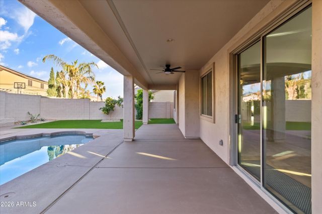 17646 W STATLER Drive, Surprise, AZ 85388