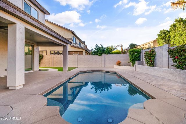 17646 W STATLER Drive, Surprise, AZ 85388