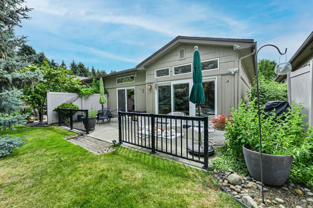 23007 E Mocha Ln, Liberty Lake, WA 99019