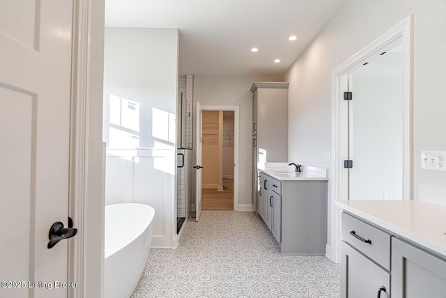 119 Dalton Dr, Fisherville, KY 40023