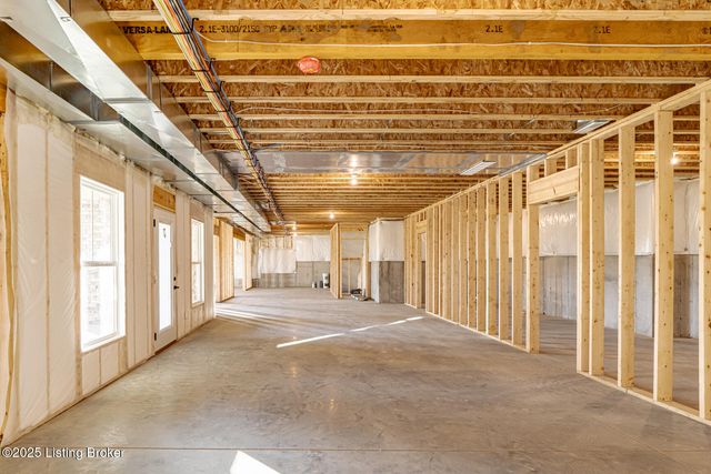 119 Dalton Dr, Fisherville, KY 40023