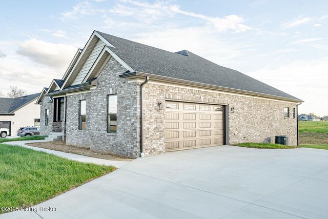 119 Dalton Dr, Fisherville, KY 40023