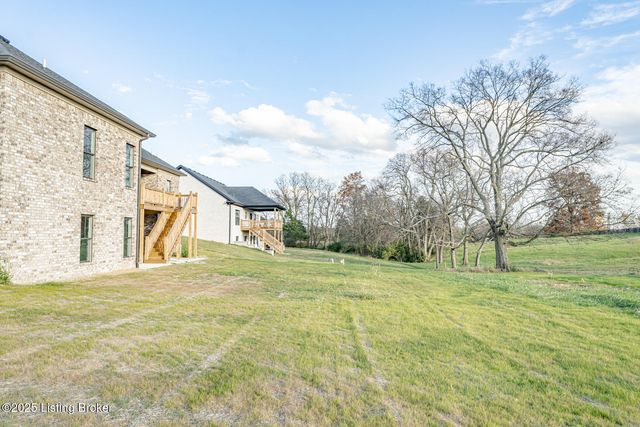 119 Dalton Dr, Fisherville, KY 40023