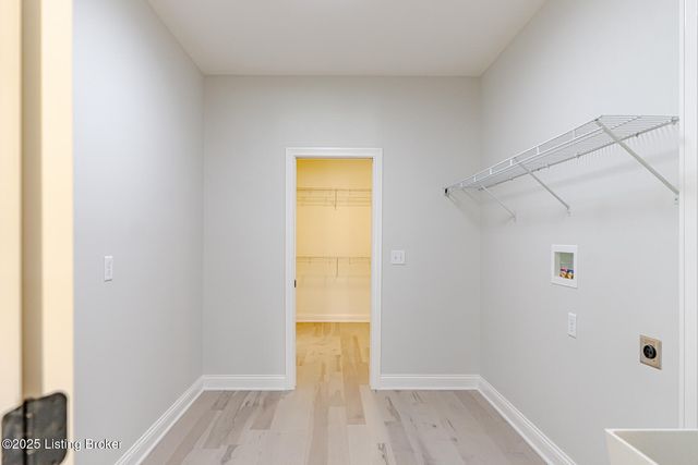 119 Dalton Dr, Fisherville, KY 40023