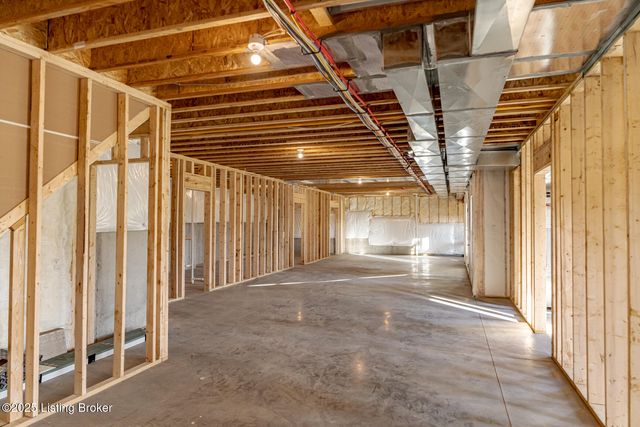 119 Dalton Dr, Fisherville, KY 40023