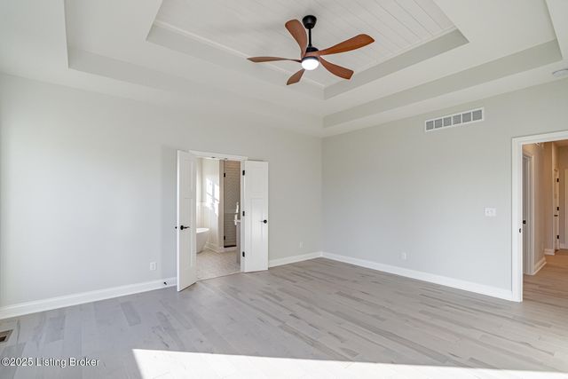 119 Dalton Dr, Fisherville, KY 40023