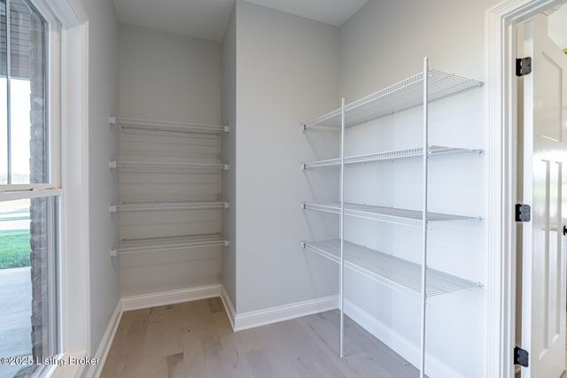 119 Dalton Dr, Fisherville, KY 40023