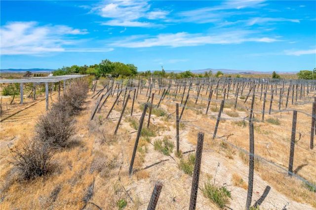 4150 W Avenue D8, Lancaster, CA 93536