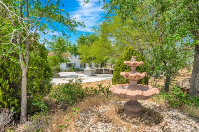 4150 W Avenue D8, Lancaster, CA 93536