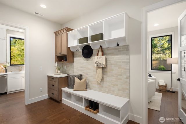 13848 SE 10th Street, Bellevue, WA 98005