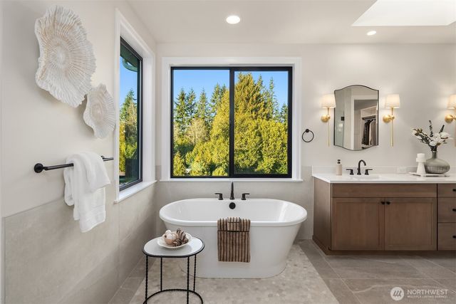 13848 SE 10th Street, Bellevue, WA 98005