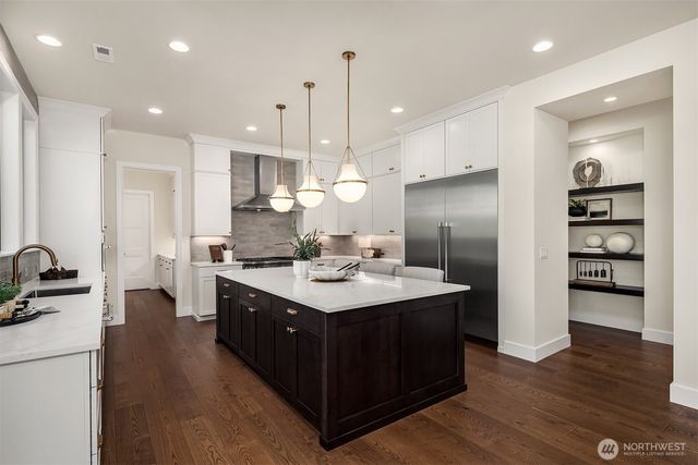 13848 SE 10th Street, Bellevue, WA 98005