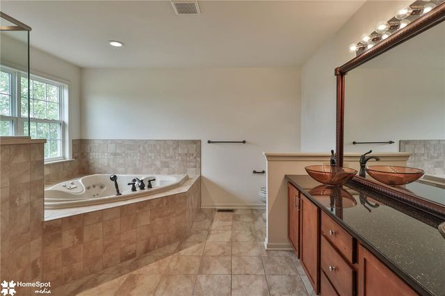 4704 Reston Drive, Easton, PA 18040