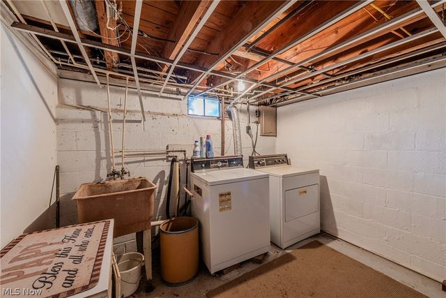 463 Poplar Street, Elyria, OH 44035