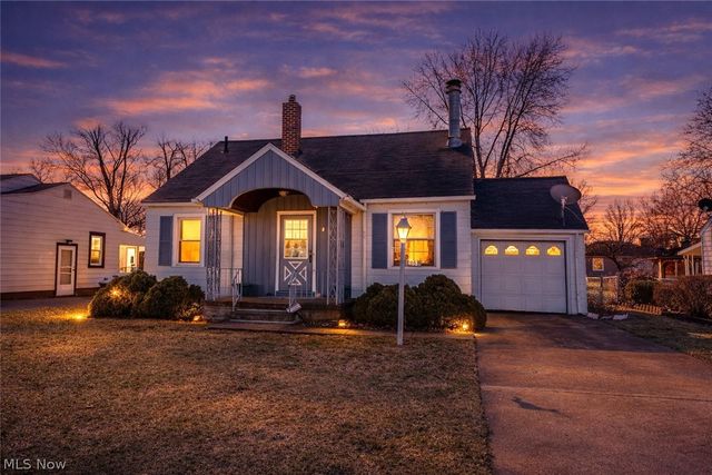 463 Poplar Street, Elyria, OH 44035