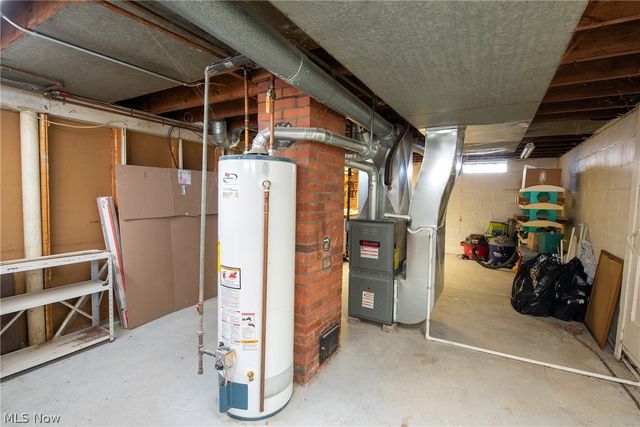 463 Poplar Street, Elyria, OH 44035