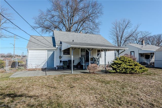 463 Poplar Street, Elyria, OH 44035