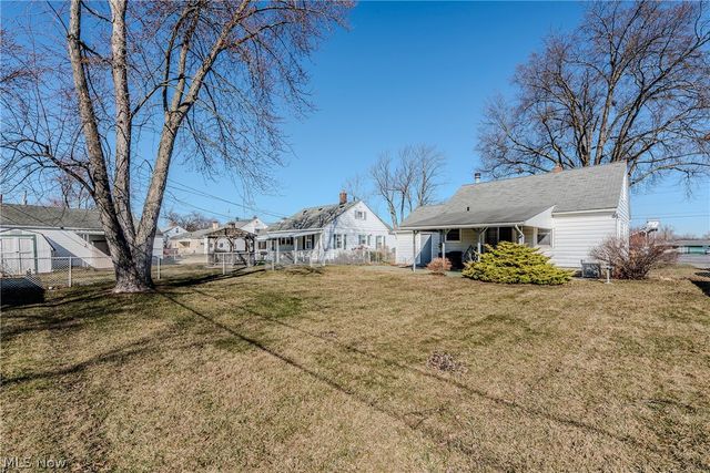 463 Poplar Street, Elyria, OH 44035