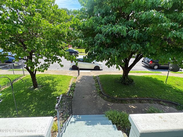116 N 42nd St, Louisville, KY 40212
