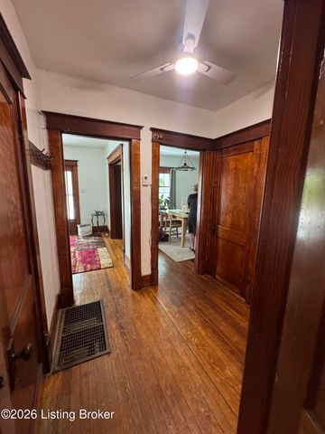 116 N 42nd St, Louisville, KY 40212