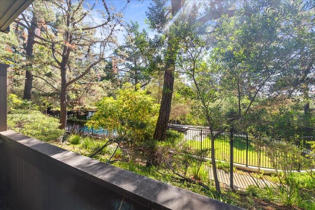 3374 Brittan Avenue 1, San Carlos, CA 94070