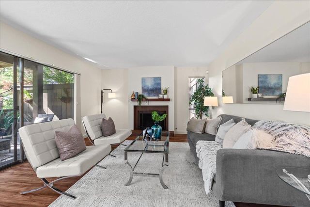 3374 Brittan Avenue 1, San Carlos, CA 94070