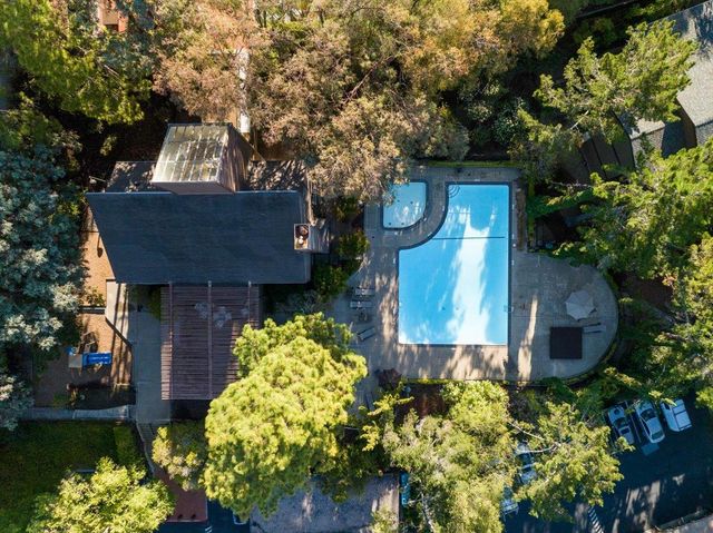 3374 Brittan Avenue 1, San Carlos, CA 94070