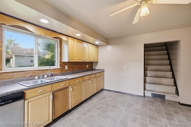 3148 Carr Street, Flint, MI 48506