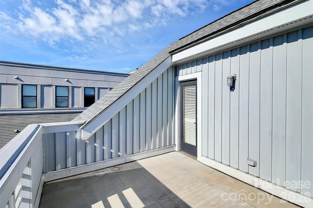 608 Garden District Drive, Charlotte, NC 28202
