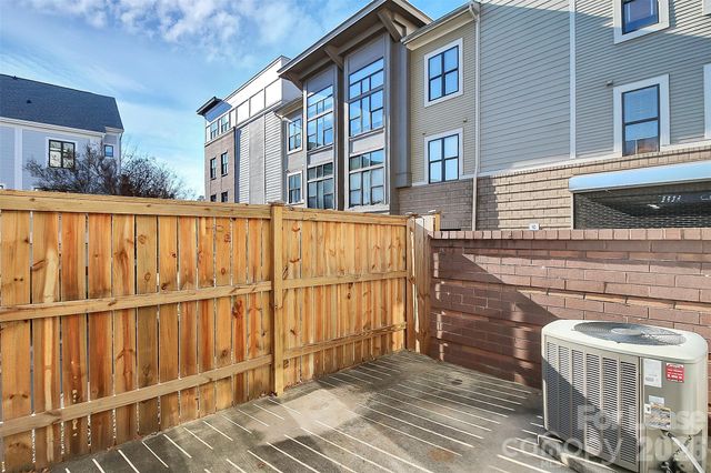 608 Garden District Drive, Charlotte, NC 28202