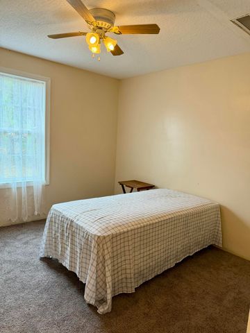 89 Cole Rd., Hattiesburg, MS 39402