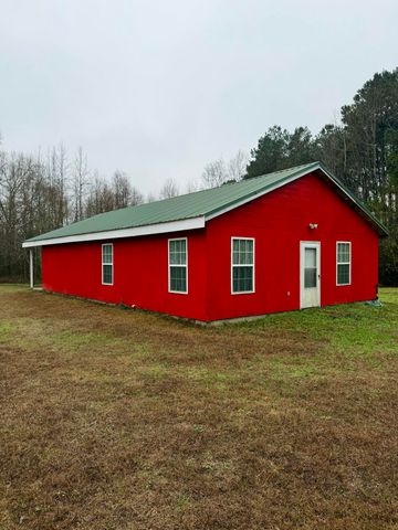 89 Cole Rd., Hattiesburg, MS 39402