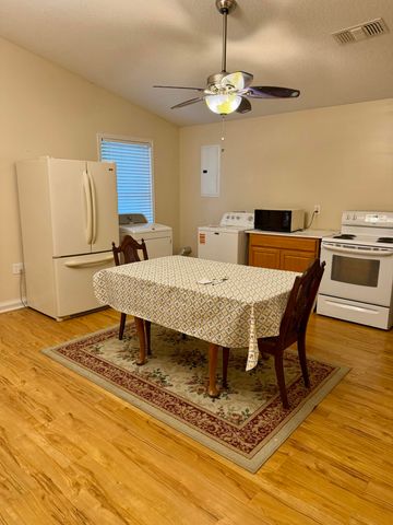 89 Cole Rd., Hattiesburg, MS 39402