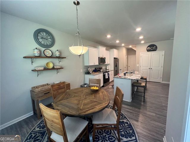 106 Windmill Court, Calhoun, GA 30701