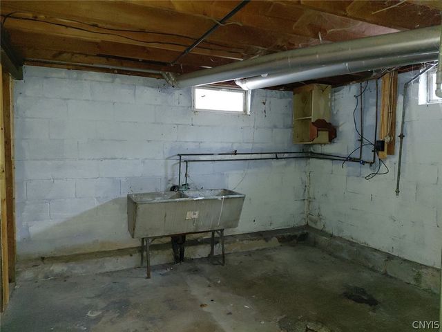 120 Hoover Drive, Onondaga, NY 13205